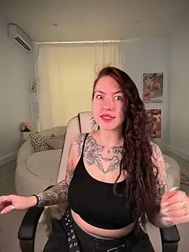 IvyHoney online show from March 22, 6:43 am