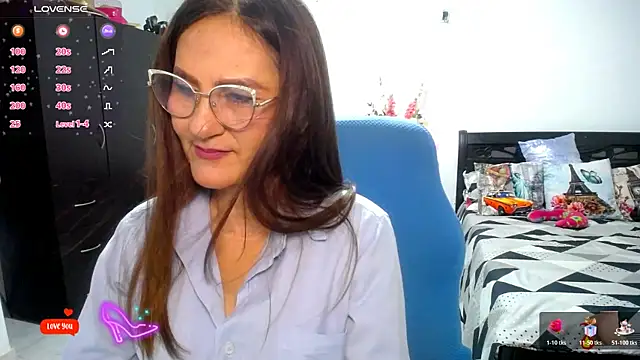 Snapshot of Xiimen chatting on February 28, 12:11 am Xiimen online show from February 28, 12:11 am