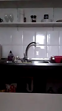 Snapshot of Moi_Lina chatting on December 5, 12:44 pm Moi Lina online show from December 5, 12:44 pm