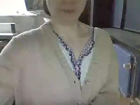 Snapshot of Moi_Lina chatting on January 3, 11:55 pm Moi Lina online show from January 3, 11:55 pm