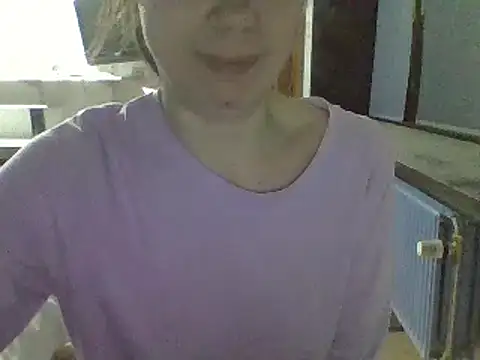 Snapshot of Moi_Lina chatting on March 17, 8:51 pm Moi Lina online show from March 17, 8:51 pm