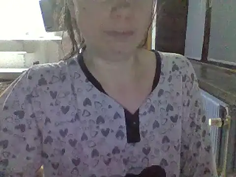 Snapshot of Moi_Lina chatting on October 22, 10:42 pm Moi Lina online show from October 22, 10:42 pm