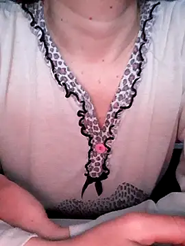 Snapshot of Moi_Lina chatting on January 10, 1:57 pm Moi Lina online show from January 10, 1:57 pm