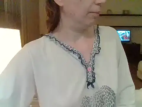 Snapshot of Moi_Lina chatting on June 22, 10:07 pm Moi Lina online show from June 22, 10:07 pm