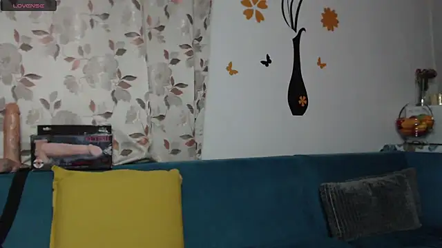 Snapshot of Goddess_Tina chatting on September 28, 3:39 pm Goddess Tina online show from September 28, 3:39 pm