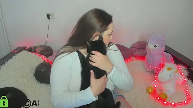 NataliEvans online show from December 10, 5:00 pm