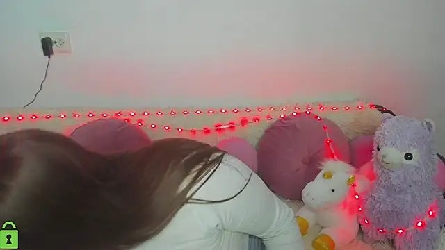 NataliEvans online show from December 10, 9:11 pm