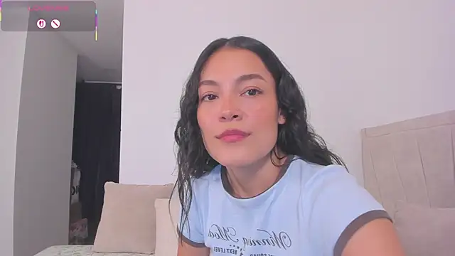 Snapshot of TIFFANYRUSSO chatting on July 27, 5:36 am TIFFANYRUSSO online show from July 27, 5:36 am
