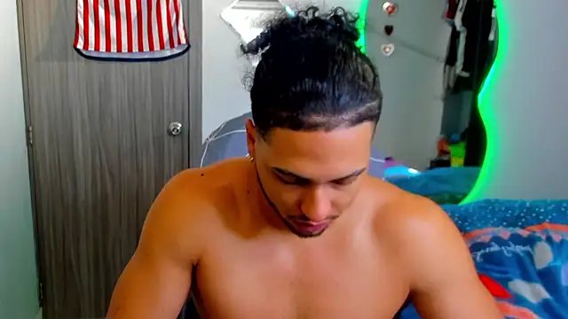 Kris Khalifa69 online show from April 12, 4:23 pm