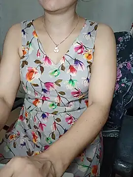 Snapshot of Chanchal--Navya chatting on July 21, 3:36 pm Chanchal--Navya online show from July 21, 3:36 pm