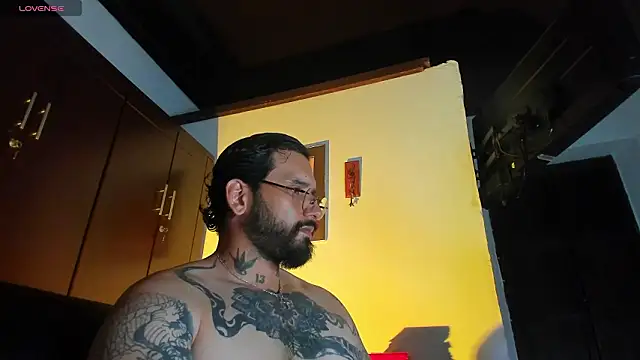 CamiloGray  online show from March 6, 2:46 pm