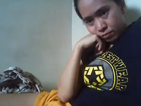 Snapshot of hairypussyyummy chatting on January 15, 3:54 am hairypussyyummy online show from January 15, 3:54 am