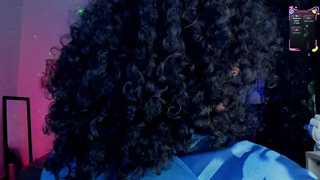 Snapshot of sweetvond_ chatting on September 10, 1:27 am sweetvond online show from September 10, 1:27 am