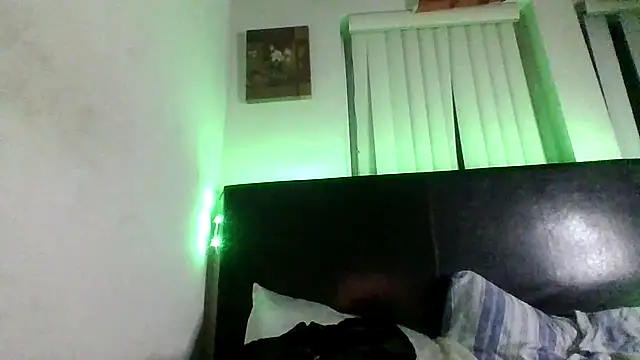 sexybribrixh online show from January 20, 12:36 am