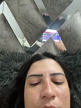 Snapshot of cutesarah_ chatting on February 12, 6:47 pm cutesarah online show from February 12, 6:47 pm