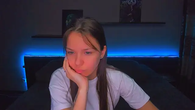 AlexaBarkley online show from February 18, 12:28 am