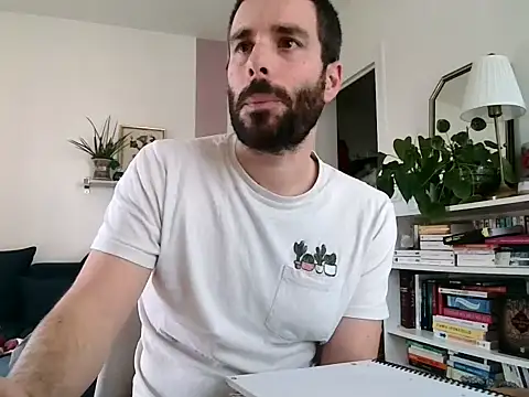 Snapshot of Simon-tem chatting on March 3, 2:34 pm Simon-tem online show from March 3, 2:34 pm