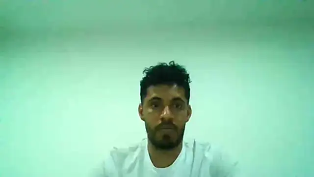 Snapshot of steven_smith05 chatting on April 15, 2:07 am steven smith05 online show from April 15, 2:07 am
