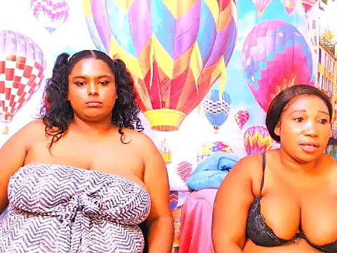 Snapshot of Indianfairy99 chatting on December 7, 2:20 am Indianfairy99 online show from December 7, 2:20 am