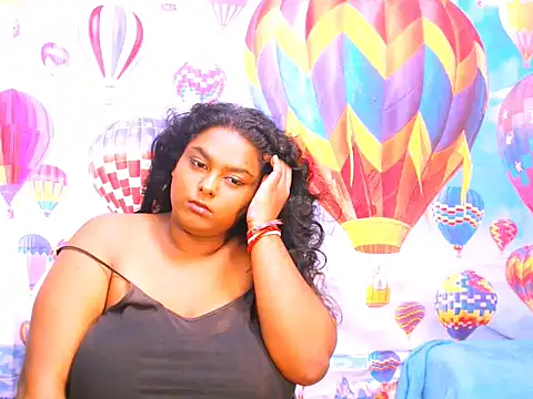 Snapshot of Indianfairy99 chatting on January 27, 12:33 am Indianfairy99 online show from January 27, 12:33 am