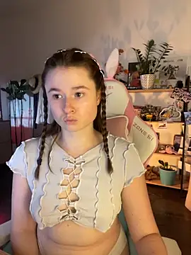 sweetest pie online show from September 15, 3:45 pm