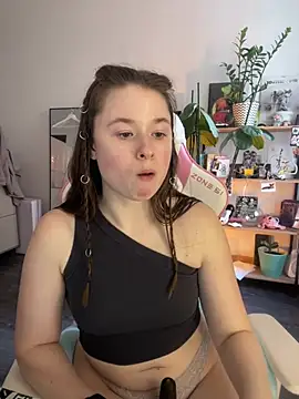 sweetest pie online show from March 7, 1:52 pm