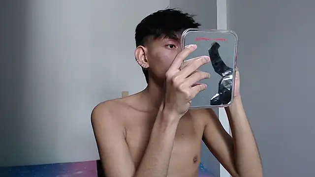 Snapshot of imdavo23 chatting on February 3, 5:03 pm imdavo23 online show from February 3, 5:03 pm