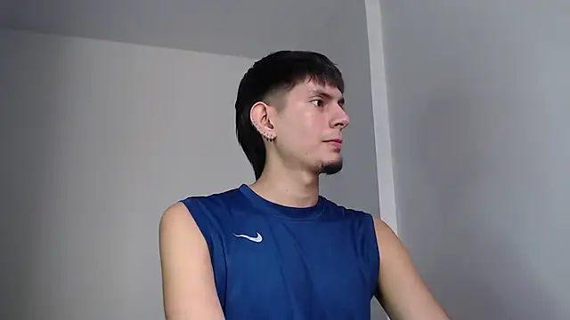 Snapshot of imdavo23 chatting on November 10, 5:01 pm imdavo23 online show from November 10, 5:01 pm