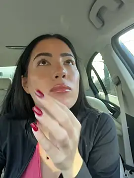 Snapshot of clairewntr chatting on February 8, 1:58 pm clairewntr online show from February 8, 1:58 pm