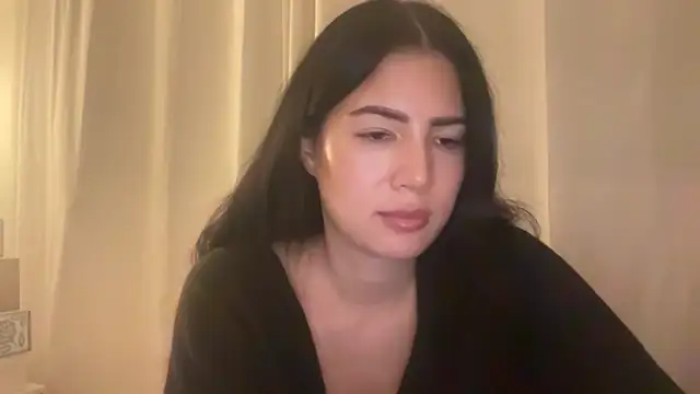 Snapshot of clairewntr chatting on February 21, 10:33 pm clairewntr online show from February 21, 10:33 pm