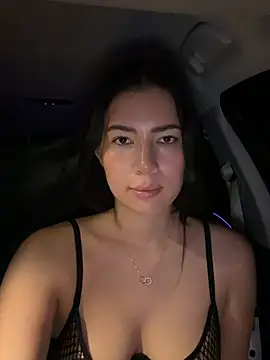 Snapshot of clairewntr chatting on February 26, 8:30 pm clairewntr online show from February 26, 8:30 pm