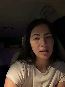 Snapshot of clairewntr chatting on March 1, 10:56 pm clairewntr online show from March 1, 10:56 pm