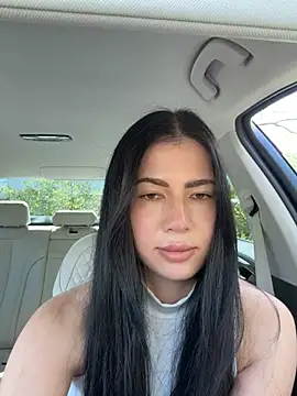 Snapshot of clairewntr chatting on April 24, 12:07 pm clairewntr online show from April 24, 12:07 pm