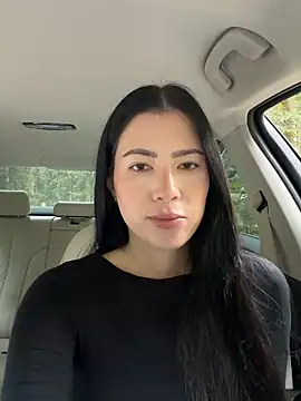 Snapshot of clairewntr chatting on May 4, 3:41 pm clairewntr online show from May 4, 3:41 pm