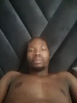 Snapshot of Malibongwe17 chatting on December 5, 8:01 am Malibongwe17 online show from December 5, 8:01 am