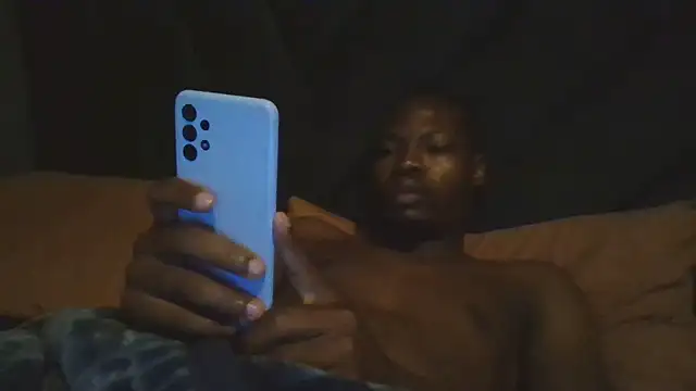 Snapshot of Malibongwe17 chatting on May 27, 4:42 am Malibongwe17 online show from May 27, 4:42 am