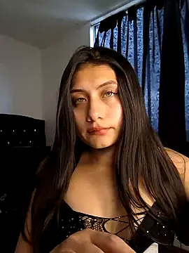  Danna online show from December 2, 3:25 pm