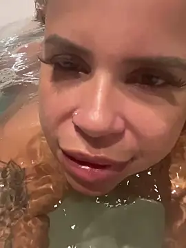 pimenta gaby online show from April 19, 4:17 pm