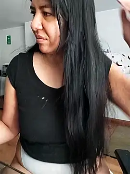 aisha latina online show from March 4, 2:34 pm