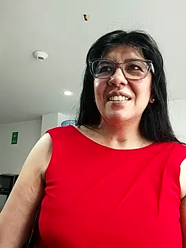 aisha latina online show from July 27, 2:24 pm