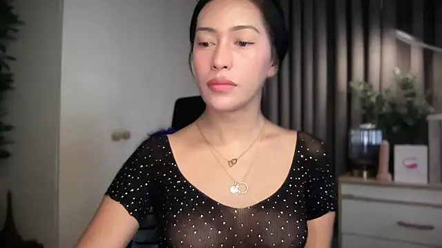 Snapshot of Jasmine_Elcock chatting on May 22, 3:46 am Jasmine Elcock online show from May 22, 3:46 am