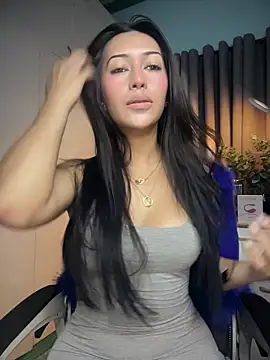 Snapshot of Jasmine_Elcock chatting on June 5, 5:18 pm Jasmine Elcock online show from June 5, 5:18 pm