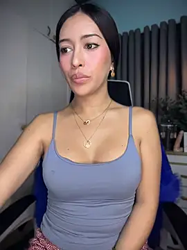Snapshot of Jasmine_Elcock chatting on July 22, 12:30 pm Jasmine Elcock online show from July 22, 12:30 pm