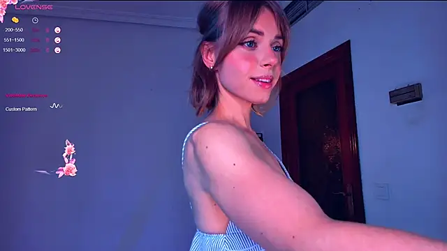 Snapshot of Arielle__03 chatting on September 13, 2:11 am Arielle  03 online show from September 13, 2:11 am