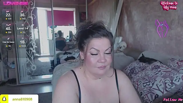 Snapshot of femme_fatale1 chatting on May 22, 9:04 am femme fatale1 online show from May 22, 9:04 am