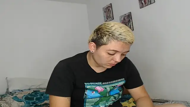 Snapshot of kathy_luisa chatting on February 17, 10:38 pm kathy luisa online show from February 17, 10:38 pm