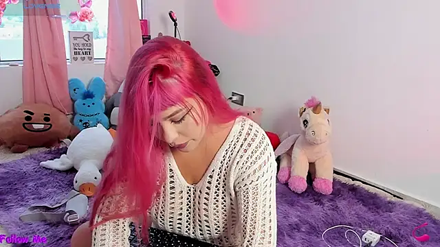 SophieRossi online show from March 29, 5:57 pm