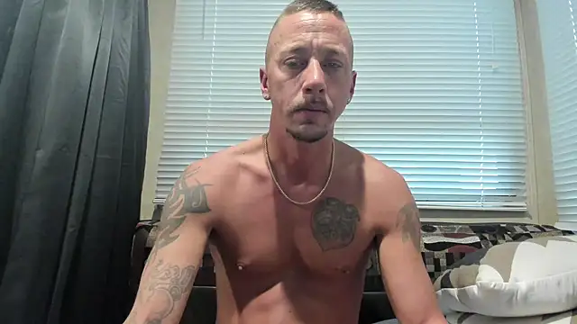 Snapshot of nosh456 chatting on February 15, 10:39 pm nosh456 online show from February 15, 10:39 pm