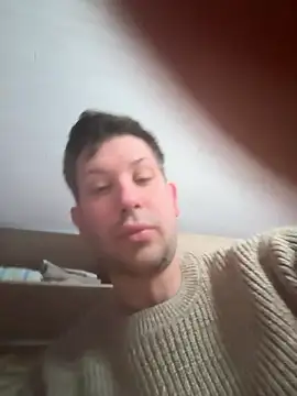 Snapshot of Taxidriver1988 chatting on January 11, 2:33 pm Taxidriver1988 online show from January 11, 2:33 pm