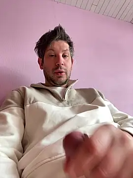 Taxidriver1988 online show from March 23, 9:24 am